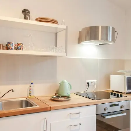 Moderne Dachgeschosswohnung Im Leipziger Norden