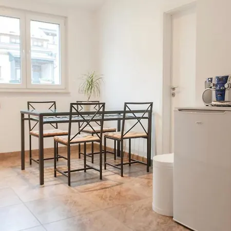 Moderne Dachgeschosswohnung Im Leipziger Norden Leipzig