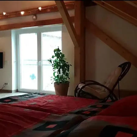 Moderne Dachgeschosswohnung Im Leipziger Norden