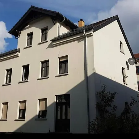 Moderne Dachgeschosswohnung Im Leipziger Norden Apartment