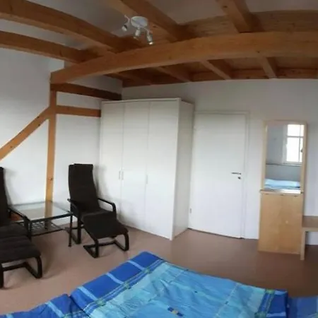 Apartment Moderne Dachgeschosswohnung Im Leipziger Norden *