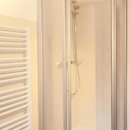 Moderne Dachgeschosswohnung Im Leipziger Norden *