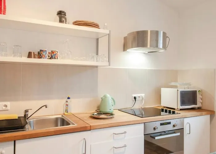 Modern 3room-flat North Porsche -dhl-amazon-airport Lei Halle-bmw-messe By Respect Host