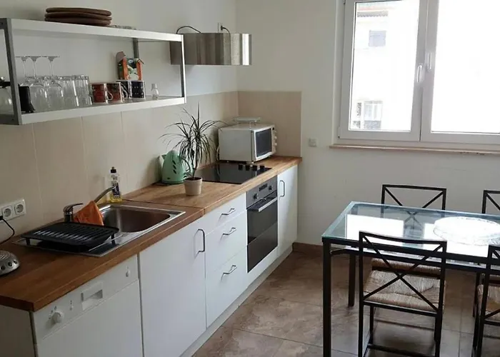 Modern 3room-flat North Porsche -dhl-amazon-airport Lei Halle-bmw-messe By Respect Host